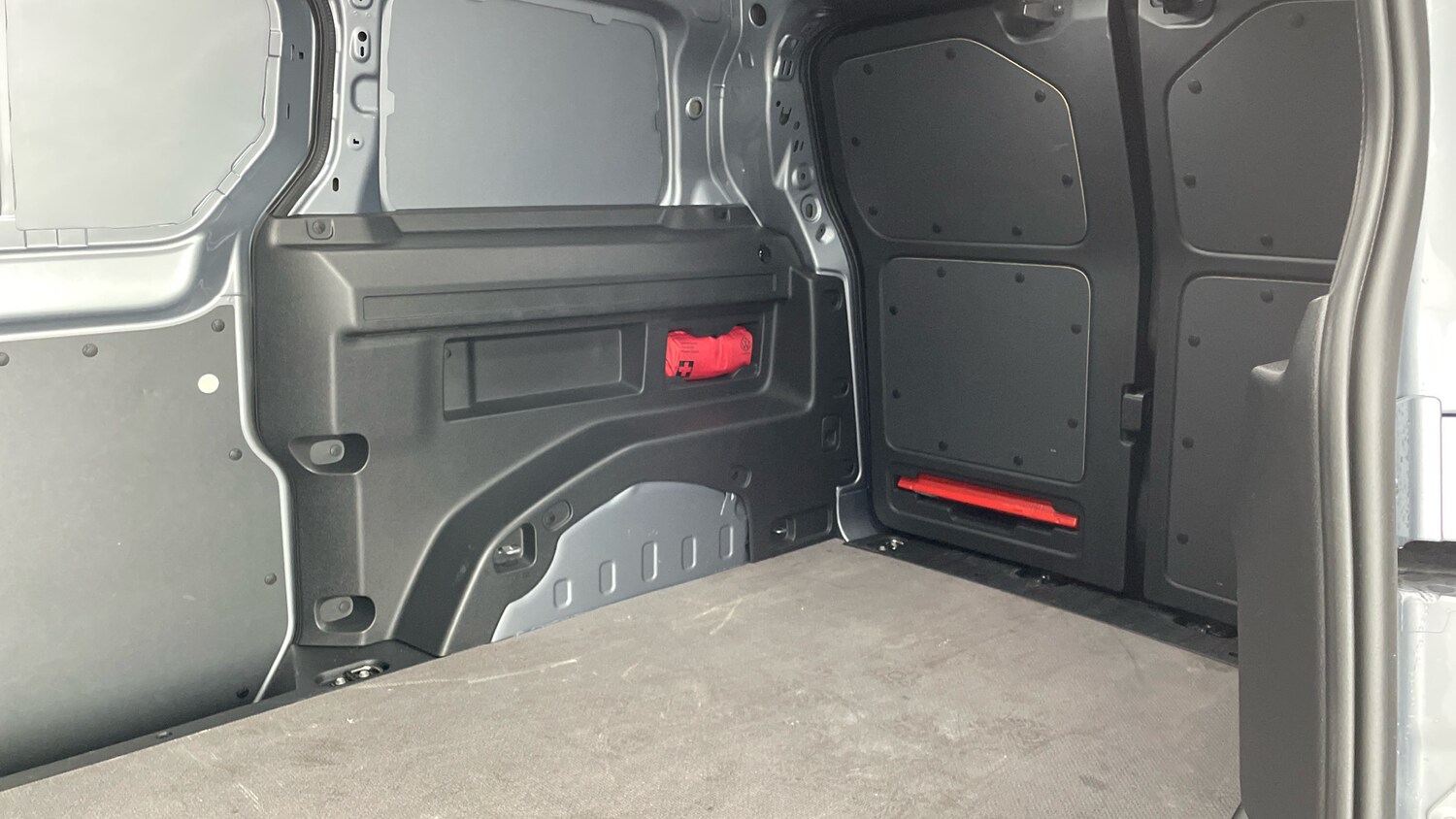 Used Volkswagen ID.Buzz 2025 for sale - 77916333: Photo 32