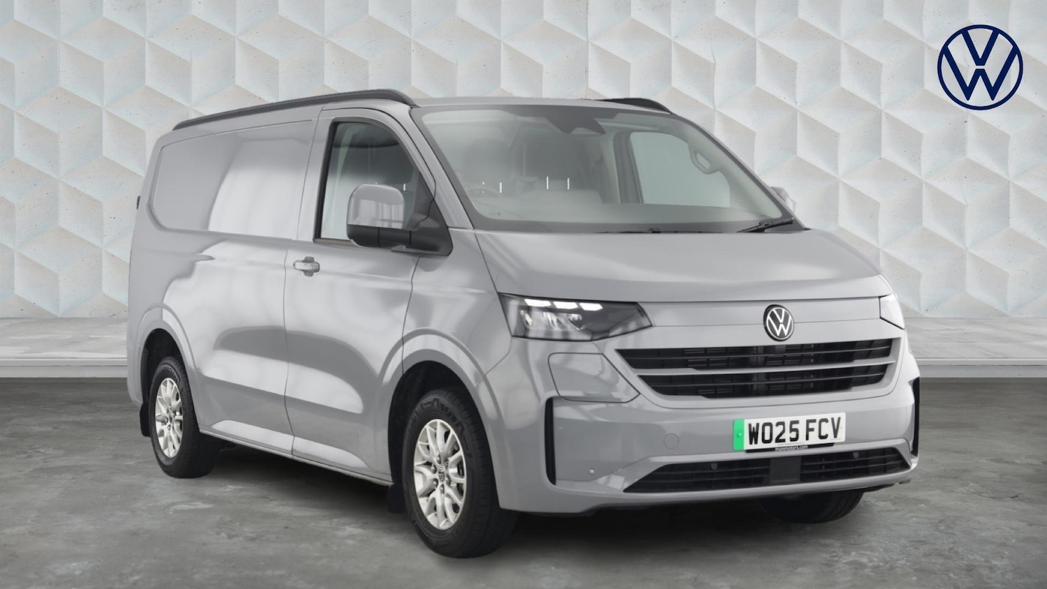 Used Volkswagen Transporter 2025 for sale - 77602575: Photo 1
