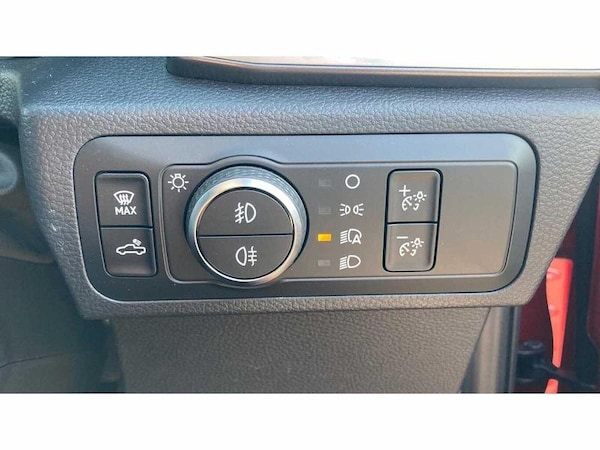 Used Volkswagen Amarok 2025 for sale - 74931815: Photo 41