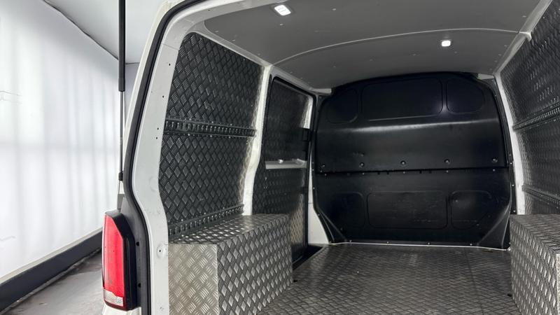Used Volkswagen Transporter 2022 for sale - 77036834: Photo 22