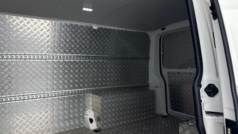 Used Volkswagen Transporter 2022 for sale - 77036834: Photo 29