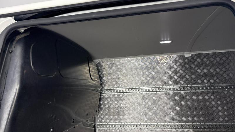 Used Volkswagen Transporter 2022 for sale - 77036834: Photo 30