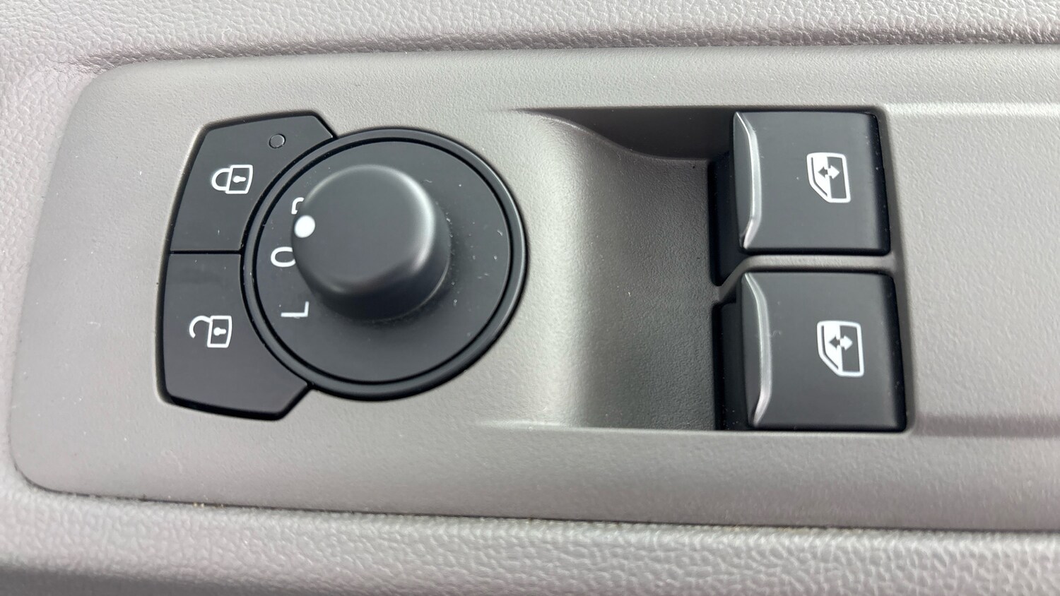 Used Volkswagen Transporter 2025 for sale - 77602499: Photo 19