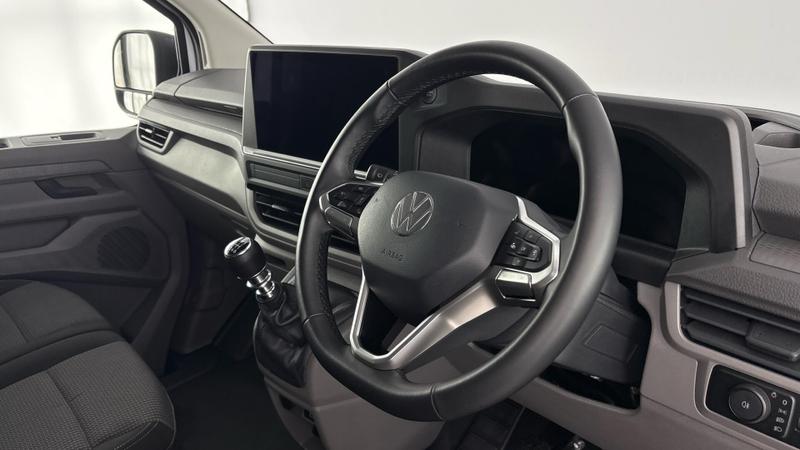 Used Volkswagen Transporter 2025 for sale - 74931802: Photo 6