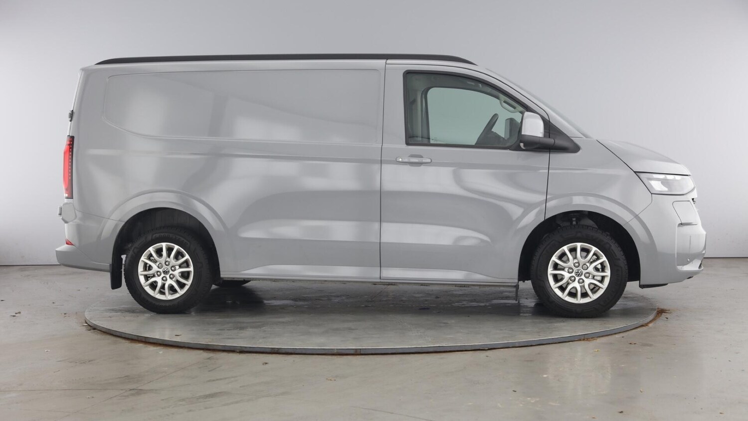 Used Volkswagen Transporter 2025 for sale - 77506256: Photo 4