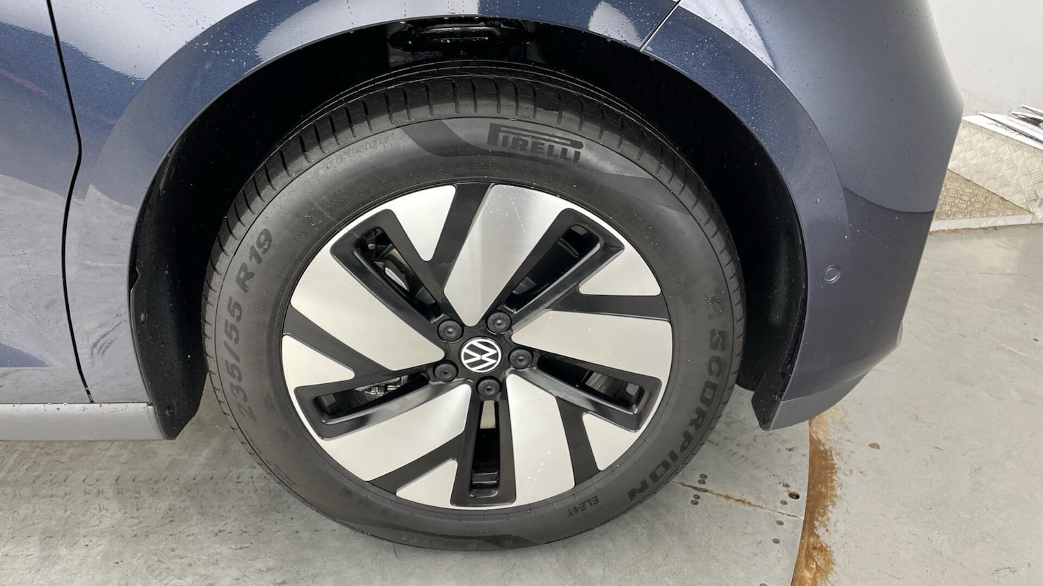 Used Volkswagen ID.Buzz 2025 for sale - 77515617: Photo 5