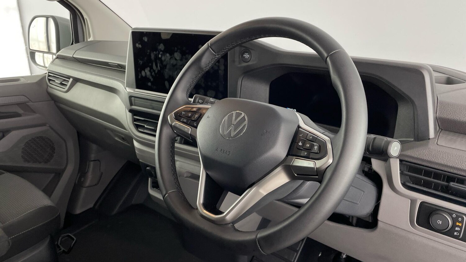 Used Volkswagen Transporter 2025 for sale - 77506153: Photo 6