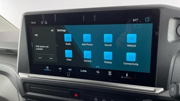 Used Volkswagen Transporter 2025 for sale - 76172652: Photo 18