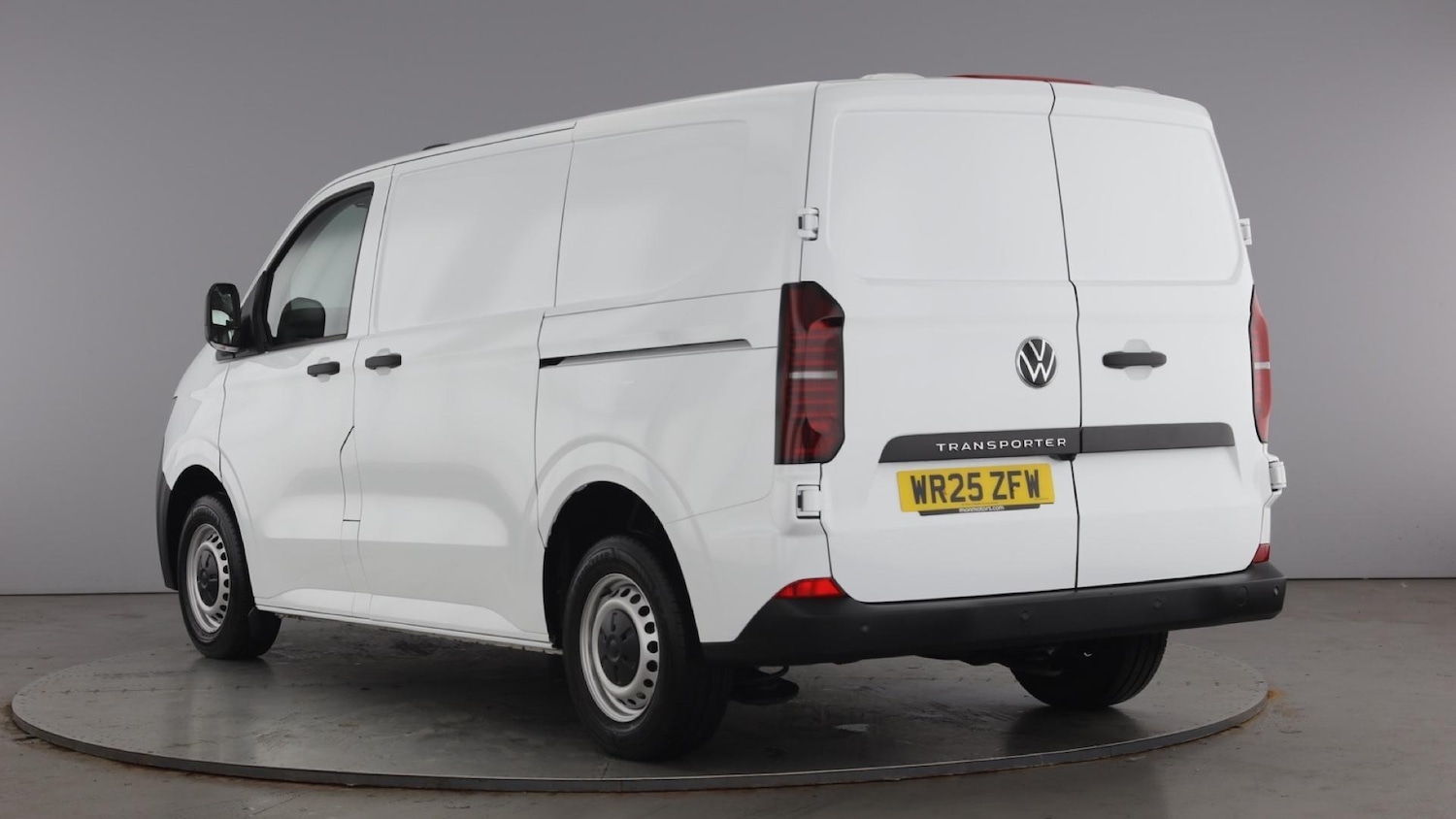 Used Volkswagen Transporter 2025 for sale - 77515540: Photo 3