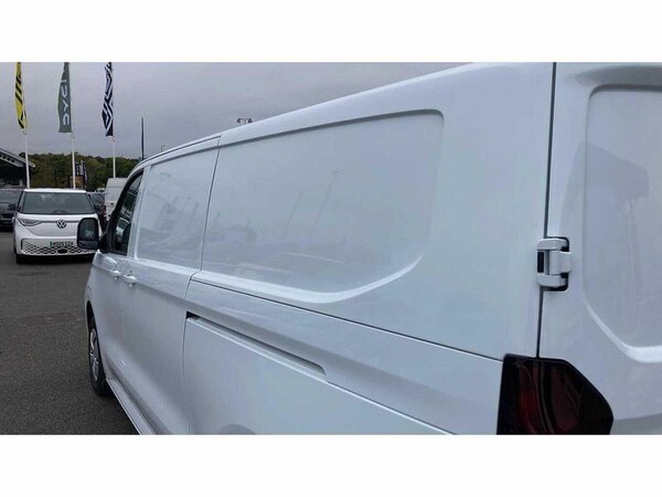 Used Volkswagen Transporter 2025 for sale - 76172619: Photo 17