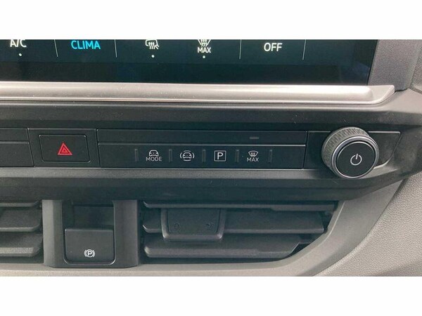 Used Volkswagen Transporter 2025 for sale - 76172619: Photo 27
