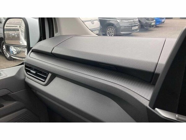 Used Volkswagen Transporter 2025 for sale - 76172619: Photo 28