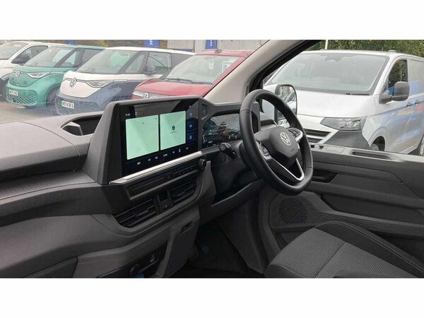 Used Volkswagen Transporter 2025 for sale - 76172619: Photo 2