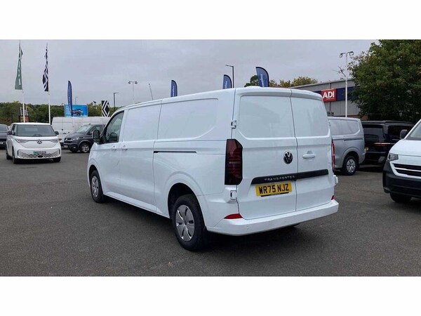 Used Volkswagen Transporter 2025 for sale - 76172619: Photo 3