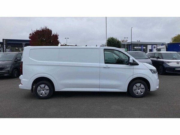 Used Volkswagen Transporter 2025 for sale - 76172619: Photo 4