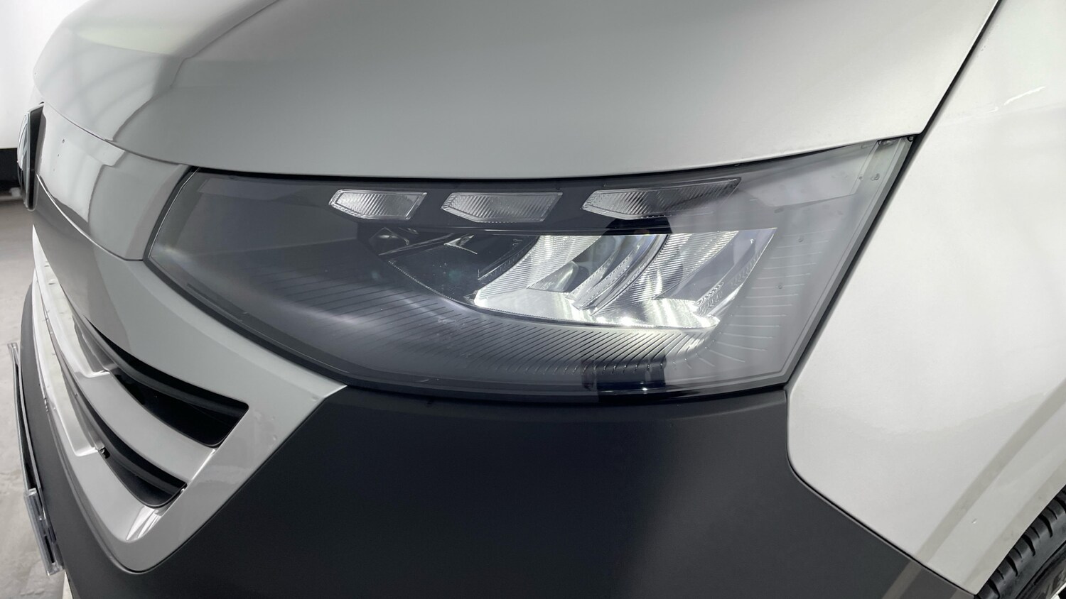 Used Volkswagen Transporter 2025 for sale - 77602679: Photo 35