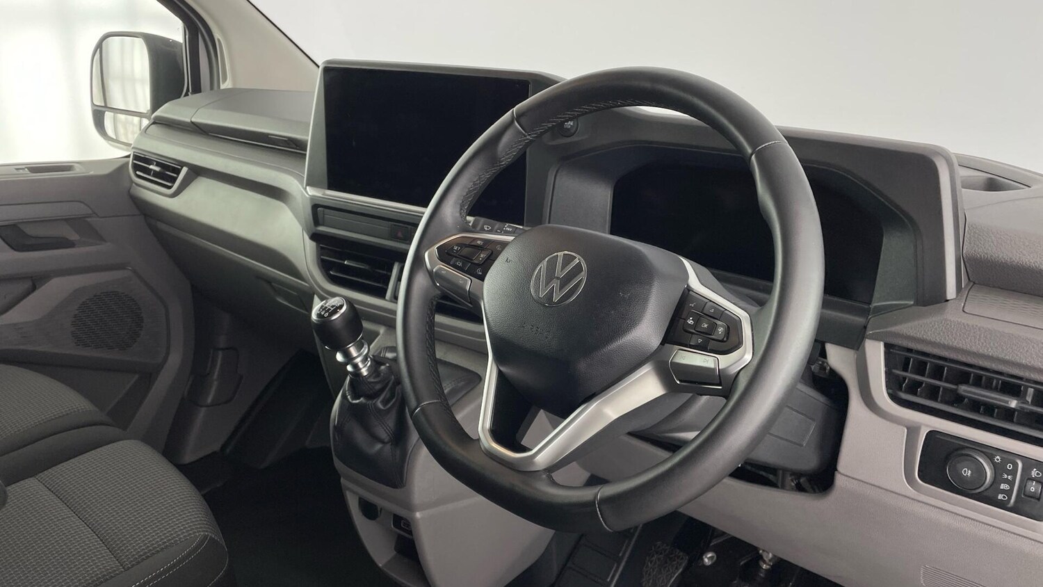 Used Volkswagen Transporter 2025 for sale - 77602679: Photo 6