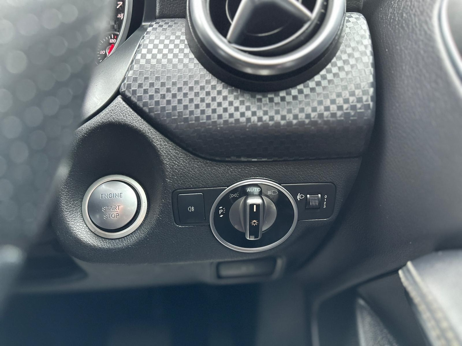 Used Mercedes-Benz A-Class 2017 for sale - 76634156: Photo 32