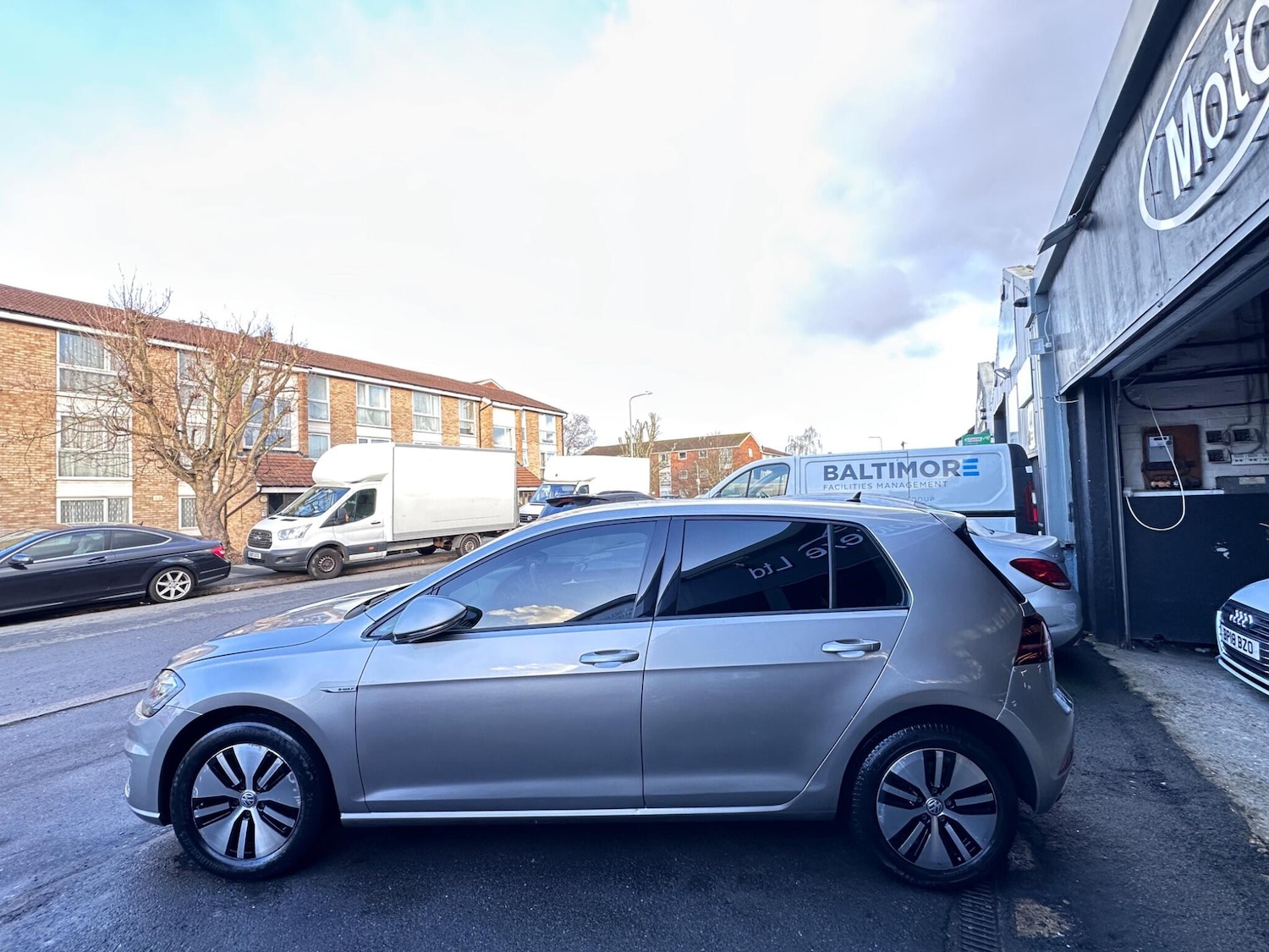 Used Volkswagen Golf 2018 for sale - 77358760: Photo 4