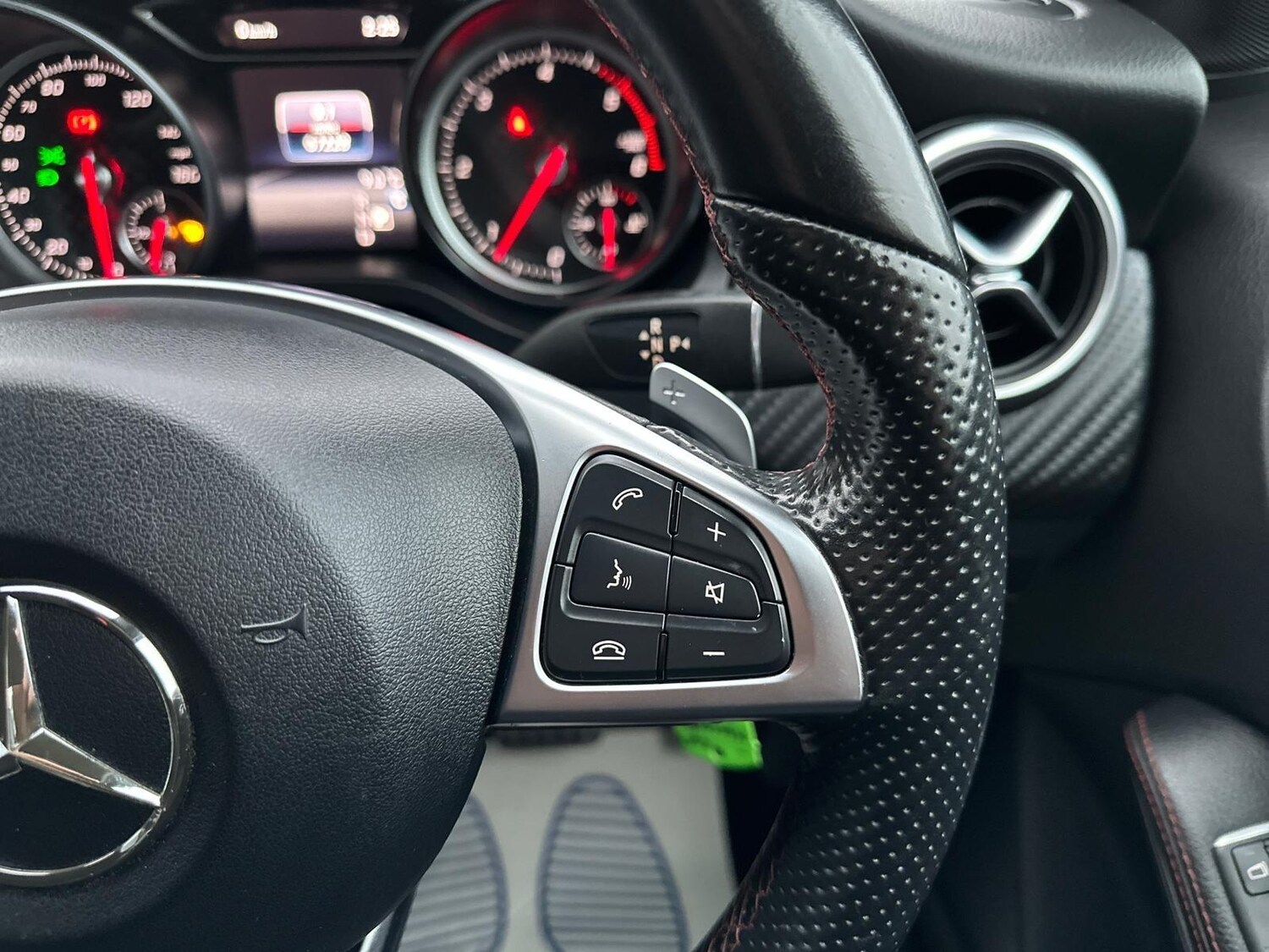 Used Mercedes-Benz A-Class 2017 for sale - 76632962: Photo 28