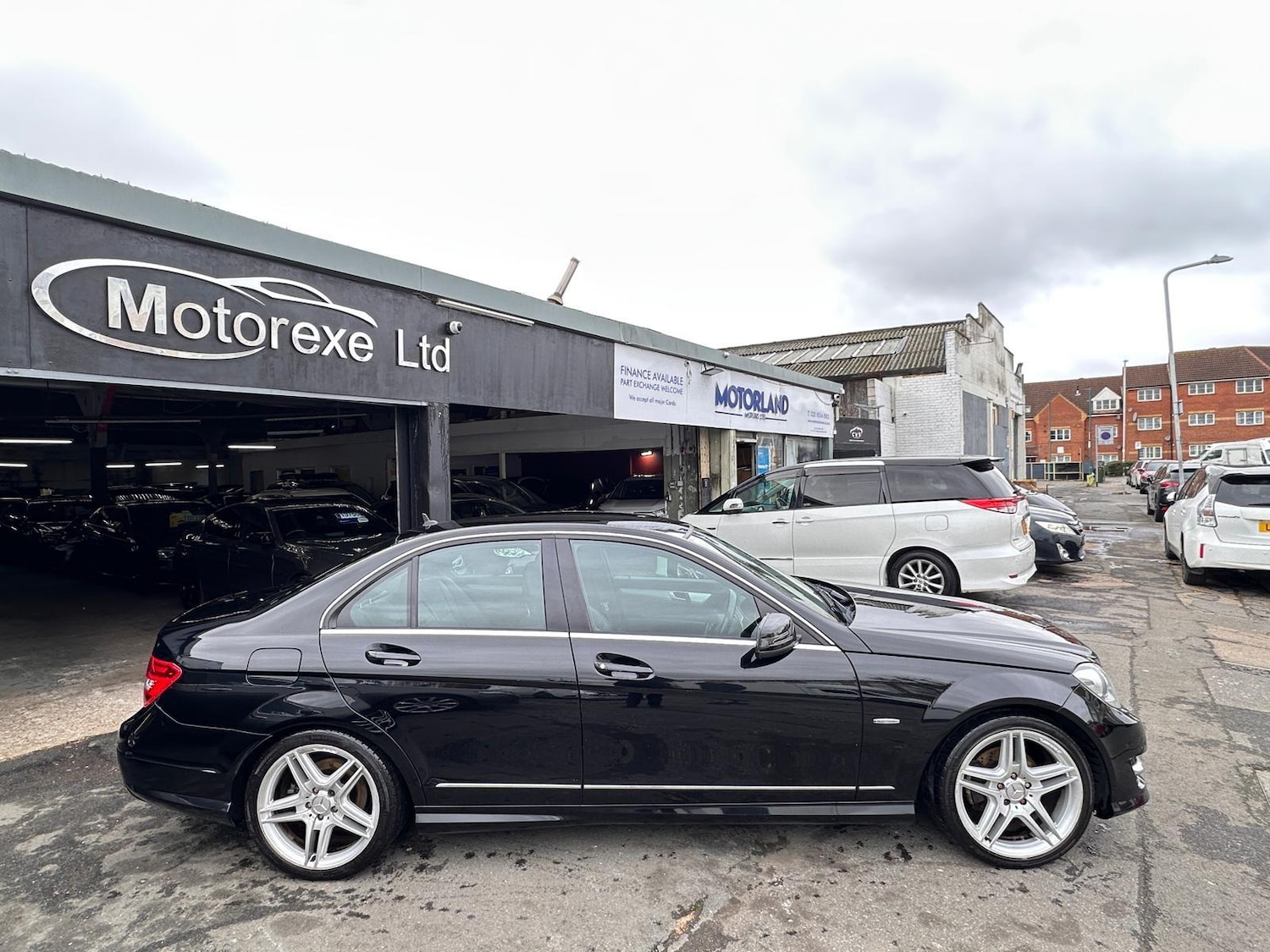 Used Mercedes-Benz C Class 2011 for sale - 77468427: Photo 11