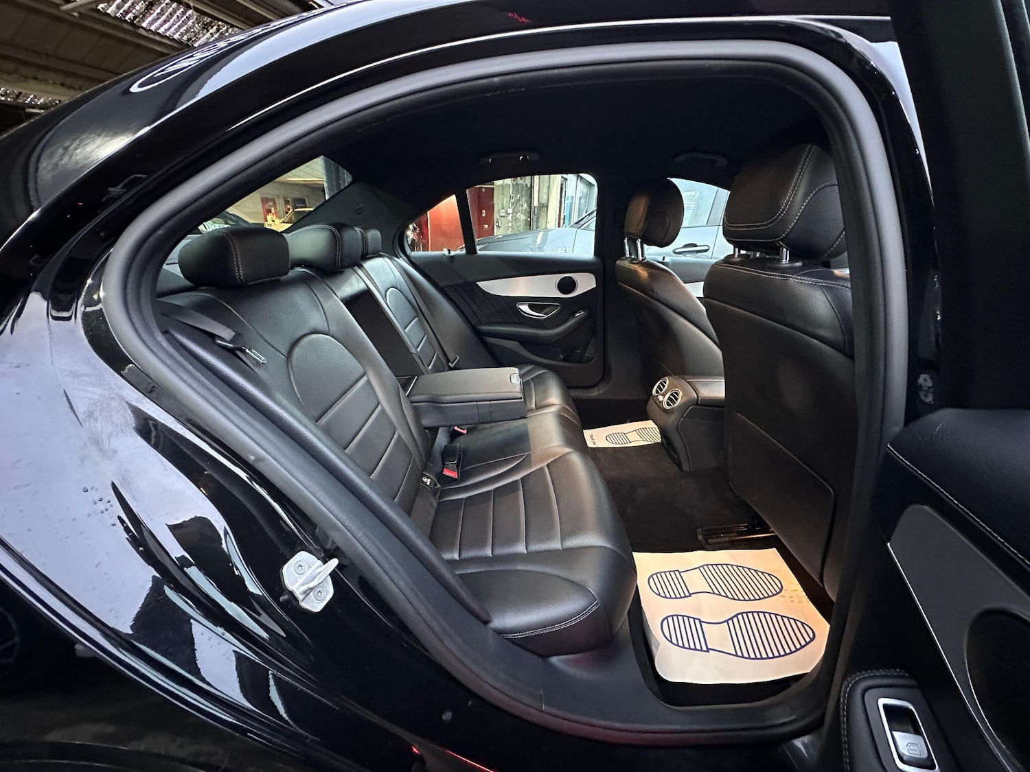 Used Mercedes-Benz C Class 2014 for sale - 77028976: Photo 23