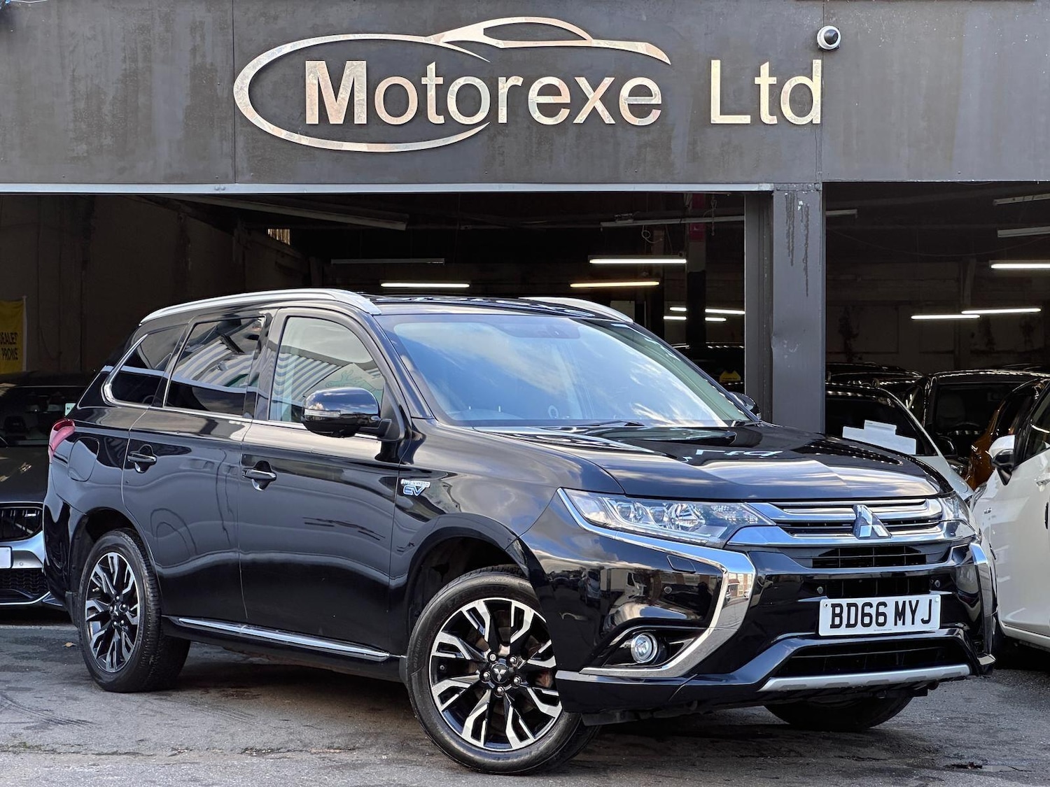 Used Mitsubishi Outlander 2016 for sale - 76887024: Photo 1