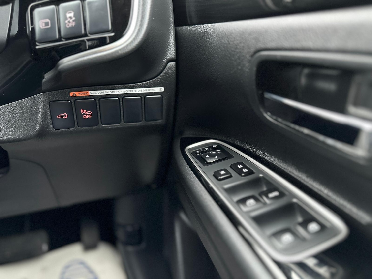 Used Mitsubishi Outlander 2016 for sale - 76887024: Photo 19