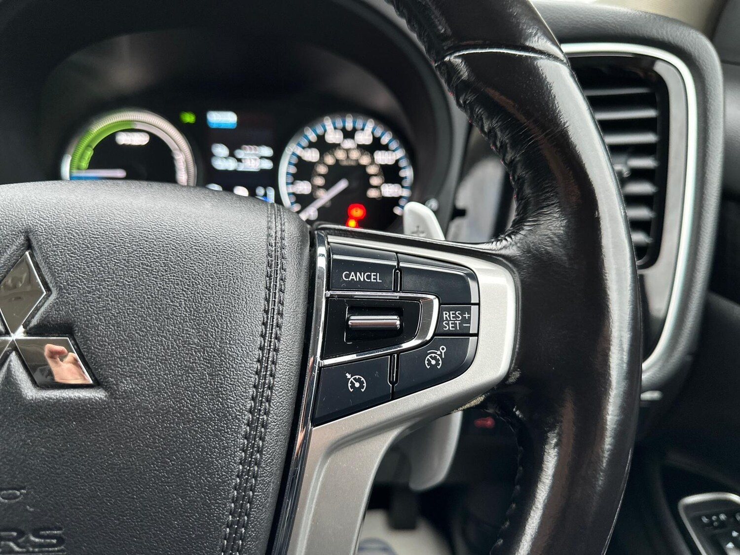 Used Mitsubishi Outlander 2016 for sale - 76887024: Photo 27