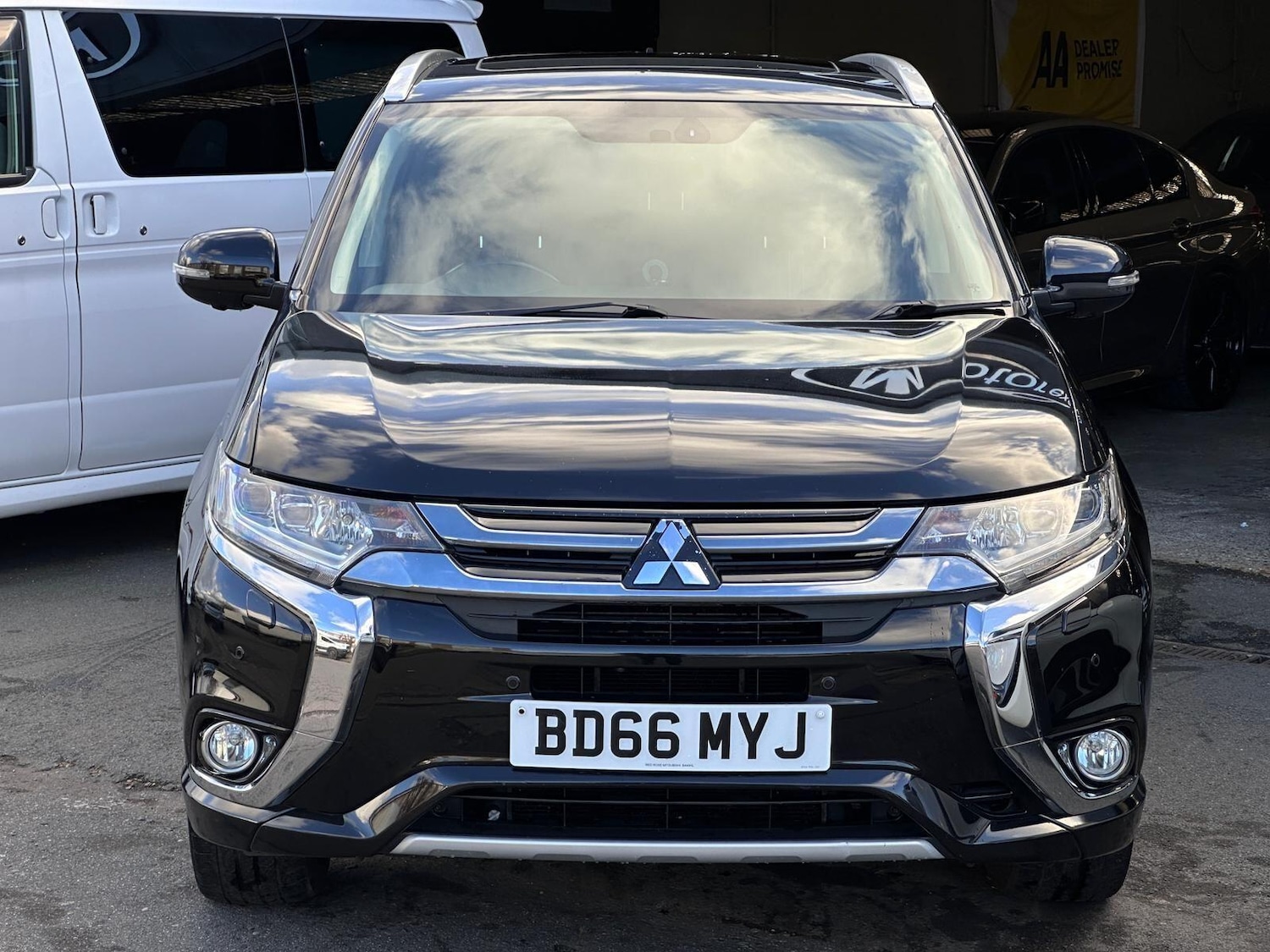 Used Mitsubishi Outlander 2016 for sale - 76887024: Photo 4