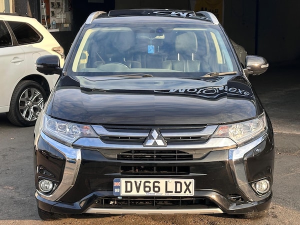 Used Mitsubishi Outlander 2016 for sale - 75677660: Photo 3