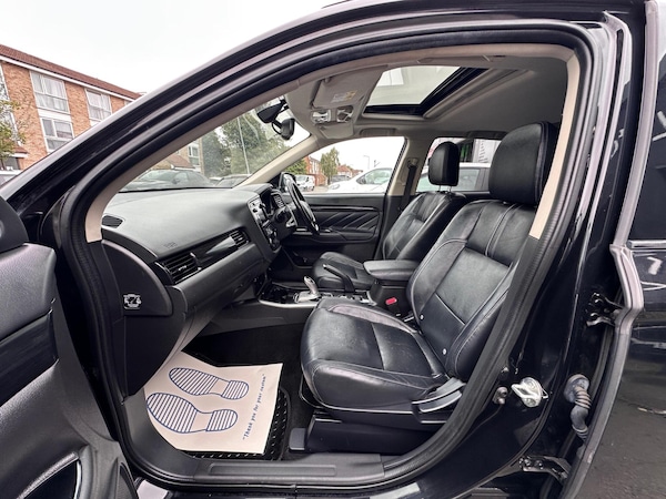 Used Mitsubishi Outlander 2015 for sale - 75769544: Photo 14