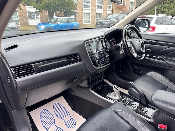 Used Mitsubishi Outlander 2015 for sale - 75769544: Photo 18