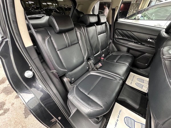 Used Mitsubishi Outlander 2015 for sale - 75769544: Photo 22