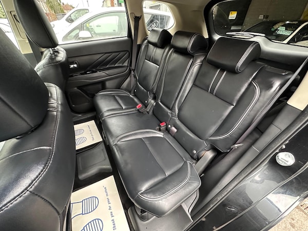 Used Mitsubishi Outlander 2015 for sale - 75769544: Photo 29