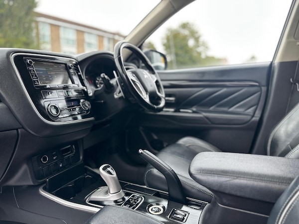 Used Mitsubishi Outlander 2015 for sale - 75769544: Photo 30