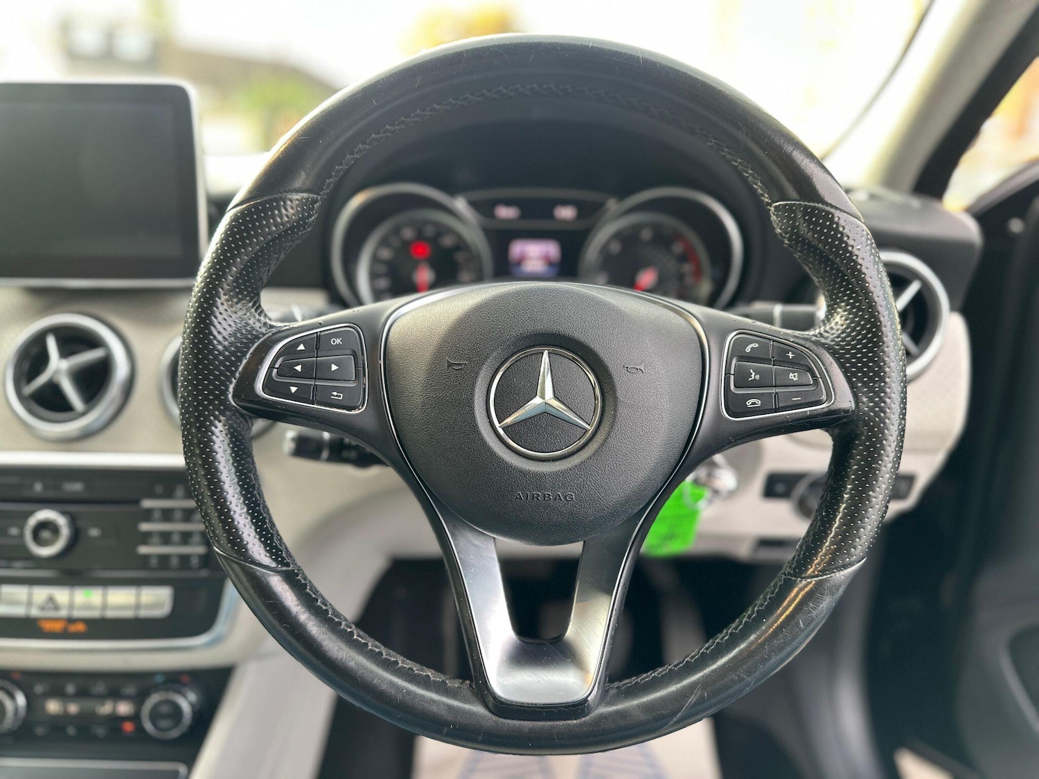 Used Mercedes-Benz A-Class 2015 for sale - 76138001: Photo 14