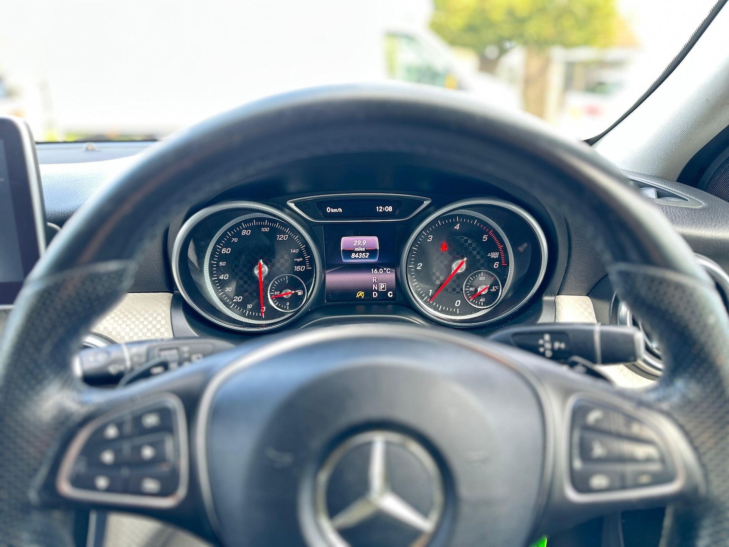Used Mercedes-Benz A-Class 2015 for sale - 76138001: Photo 34