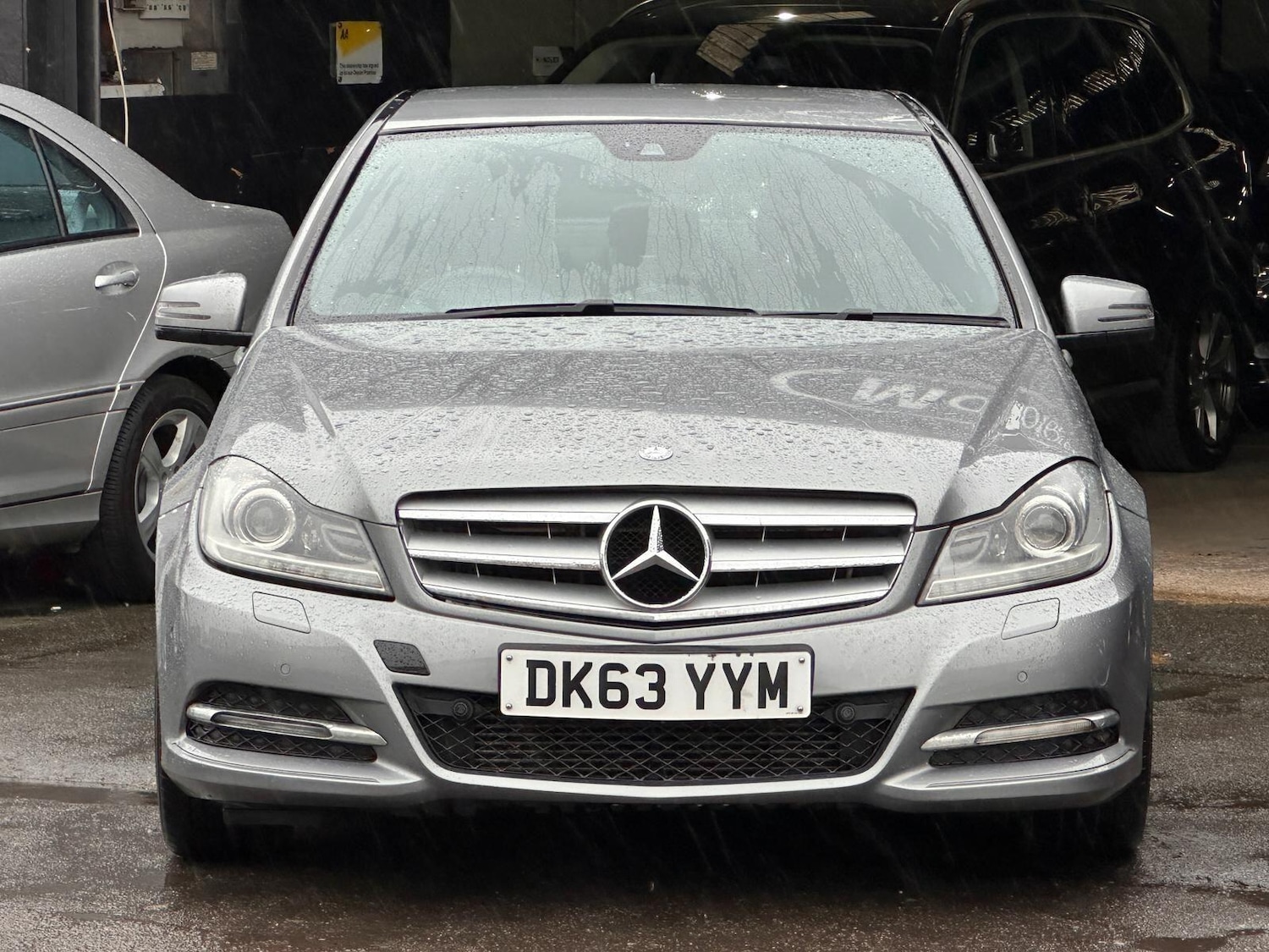 Used Mercedes-Benz C Class 2013 for sale - 77425429: Photo 4