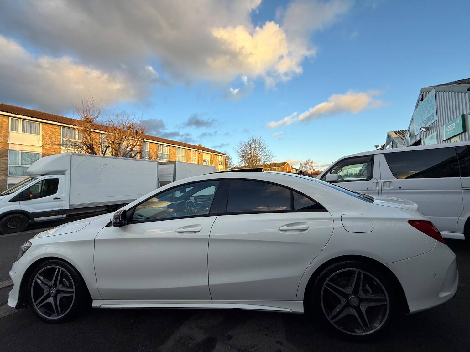 Used Mercedes-Benz CLA 2015 for sale - 76800796: Photo 4