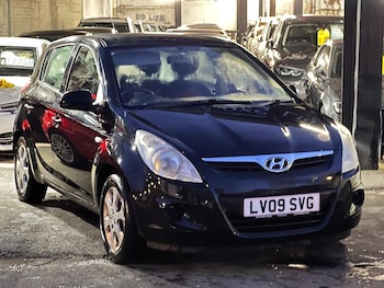 Used Hyundai i20 2009 for sale - 77376824: Photo