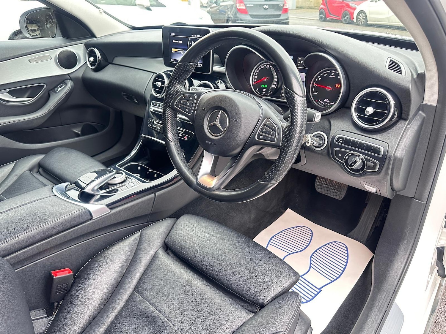 Used Mercedes-Benz C Class 2016 for sale - 77131067: Photo 12