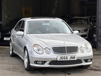Used Mercedes-Benz E Class 2004 for sale - 79361937: Photo