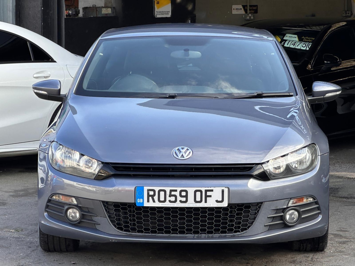 Used Volkswagen Scirocco for sale - 77738017: Photo 4