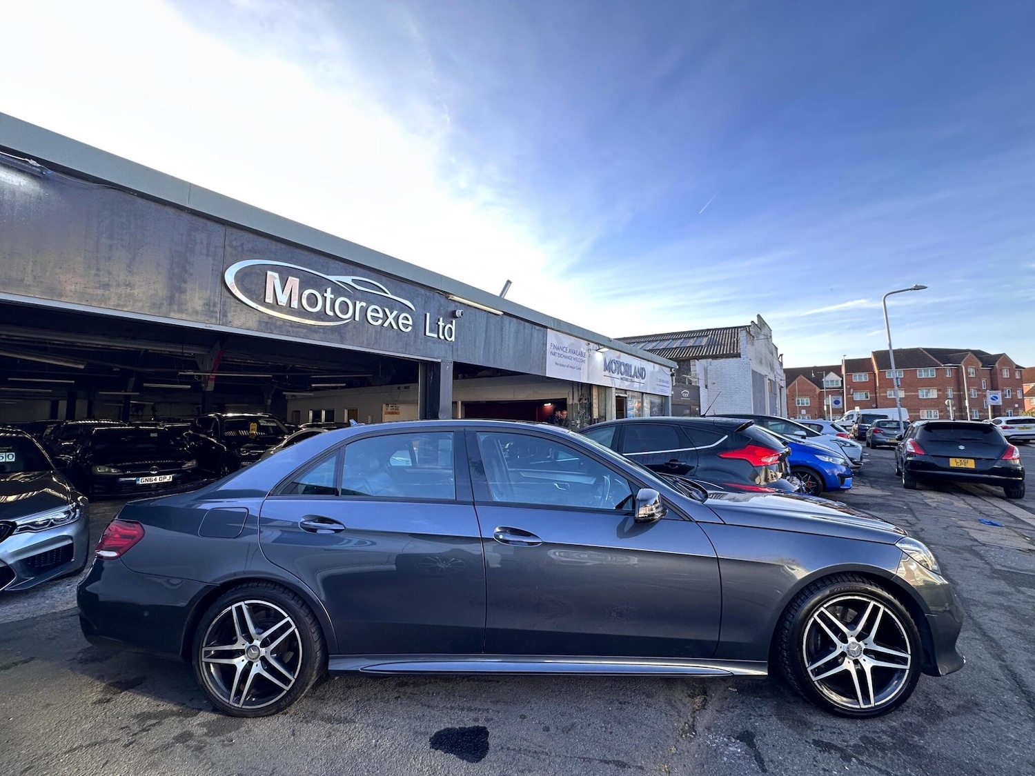 Used Mercedes-Benz E Class 2015 for sale - 76936052: Photo 11