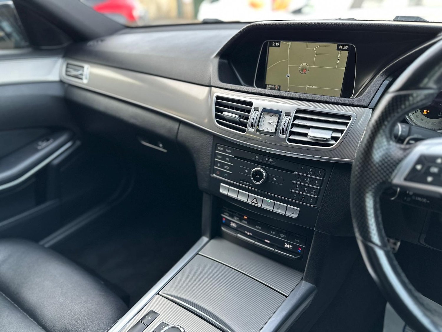 Used Mercedes-Benz E Class 2015 for sale - 76936052: Photo 12