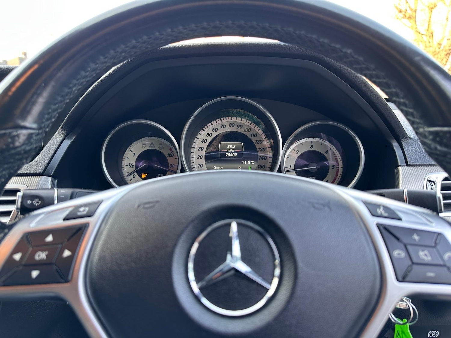 Used Mercedes-Benz E Class 2015 for sale - 76936052: Photo 18