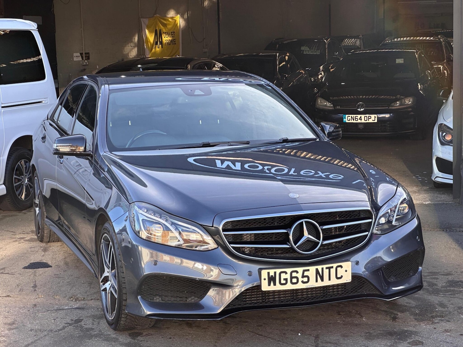 Used Mercedes-Benz E Class 2015 for sale - 76936052: Photo 3