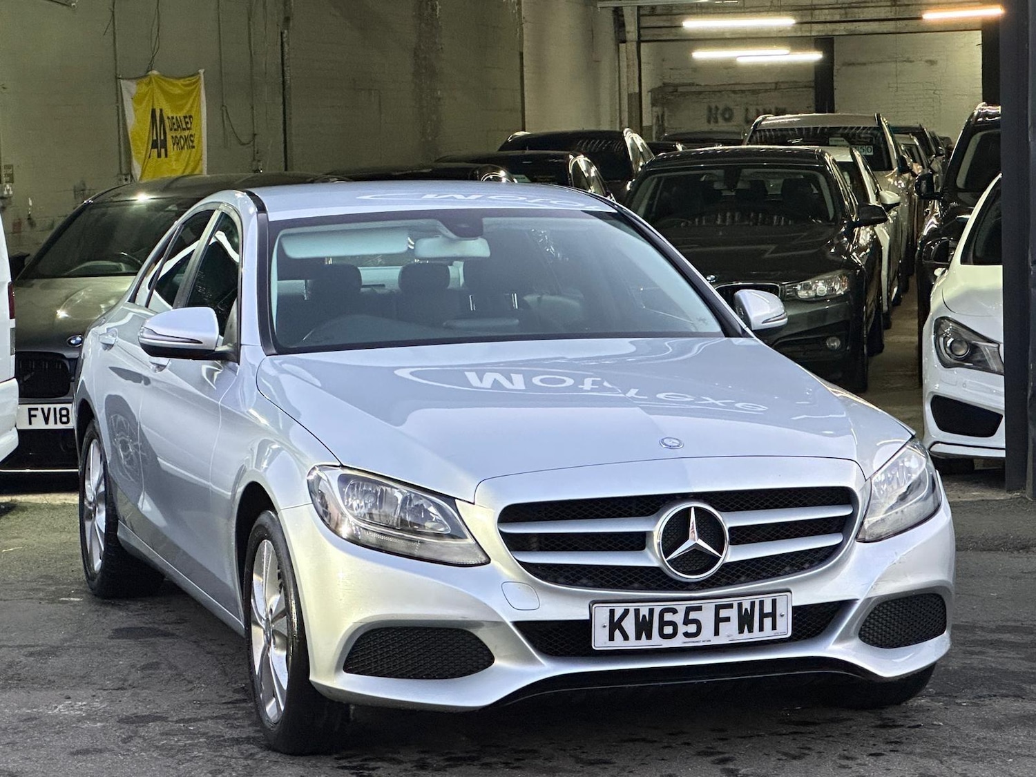 Used Mercedes-Benz C Class 2016 for sale - 77091302: Photo 3