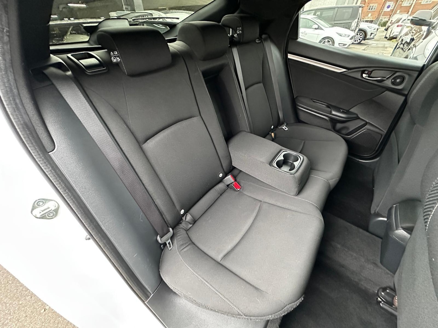 Used Honda Civic 2017 for sale - 78072582: Photo 28